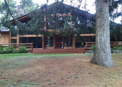 Thompson's Window Cleaning--Outdoor Residential Windows